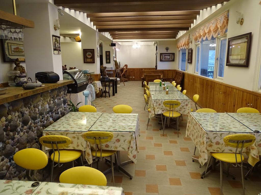 Emoonten Homestay Sanzhi Eksteriør billede